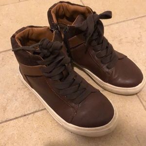 Frye kids leather boots in excellent condition